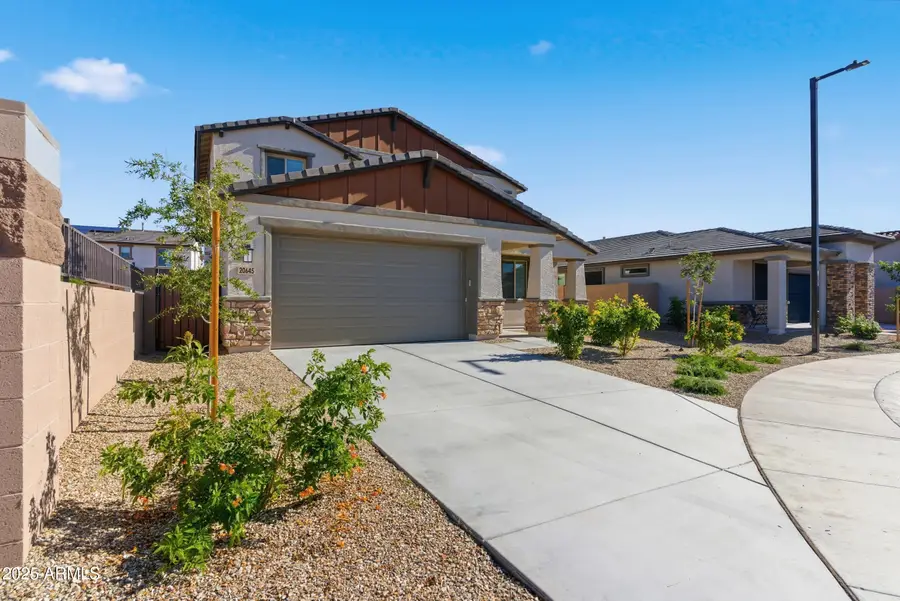 20645 N 226th Lane, Surprise, AZ 85387 - Image #2