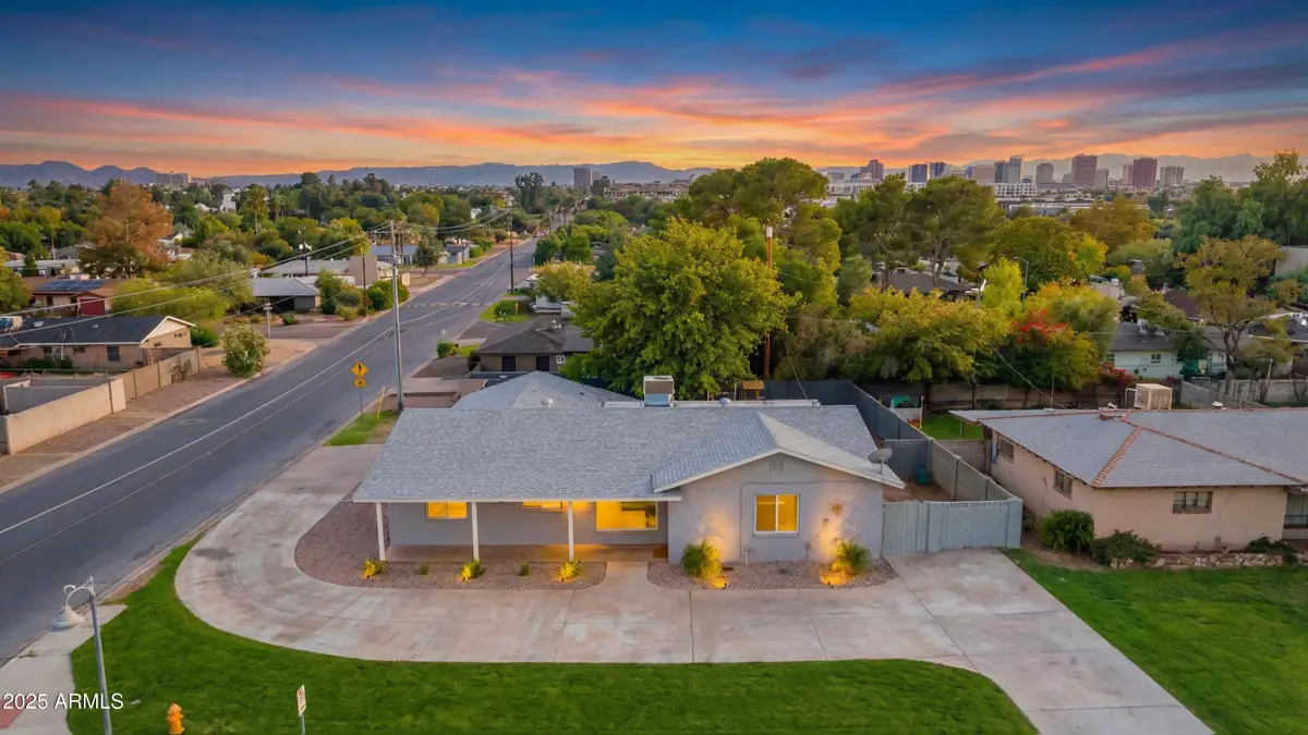 945 E Missouri Avenue, Phoenix, AZ 85014 - Image #1