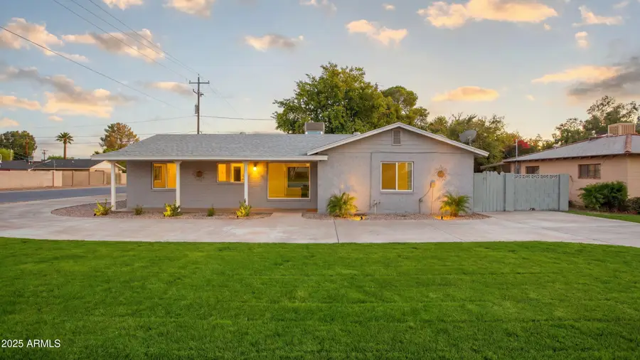 945 E Missouri Avenue, Phoenix, AZ 85014 - Image #2