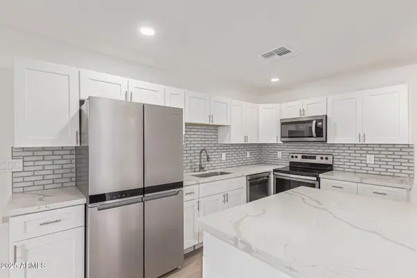 5559 N 62nd Ave Avenue, Glendale, AZ 85301