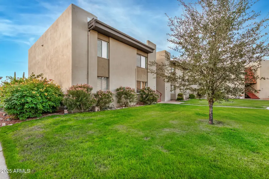 4201 E Camelback Road #15, Phoenix, AZ 85018 - Image #2