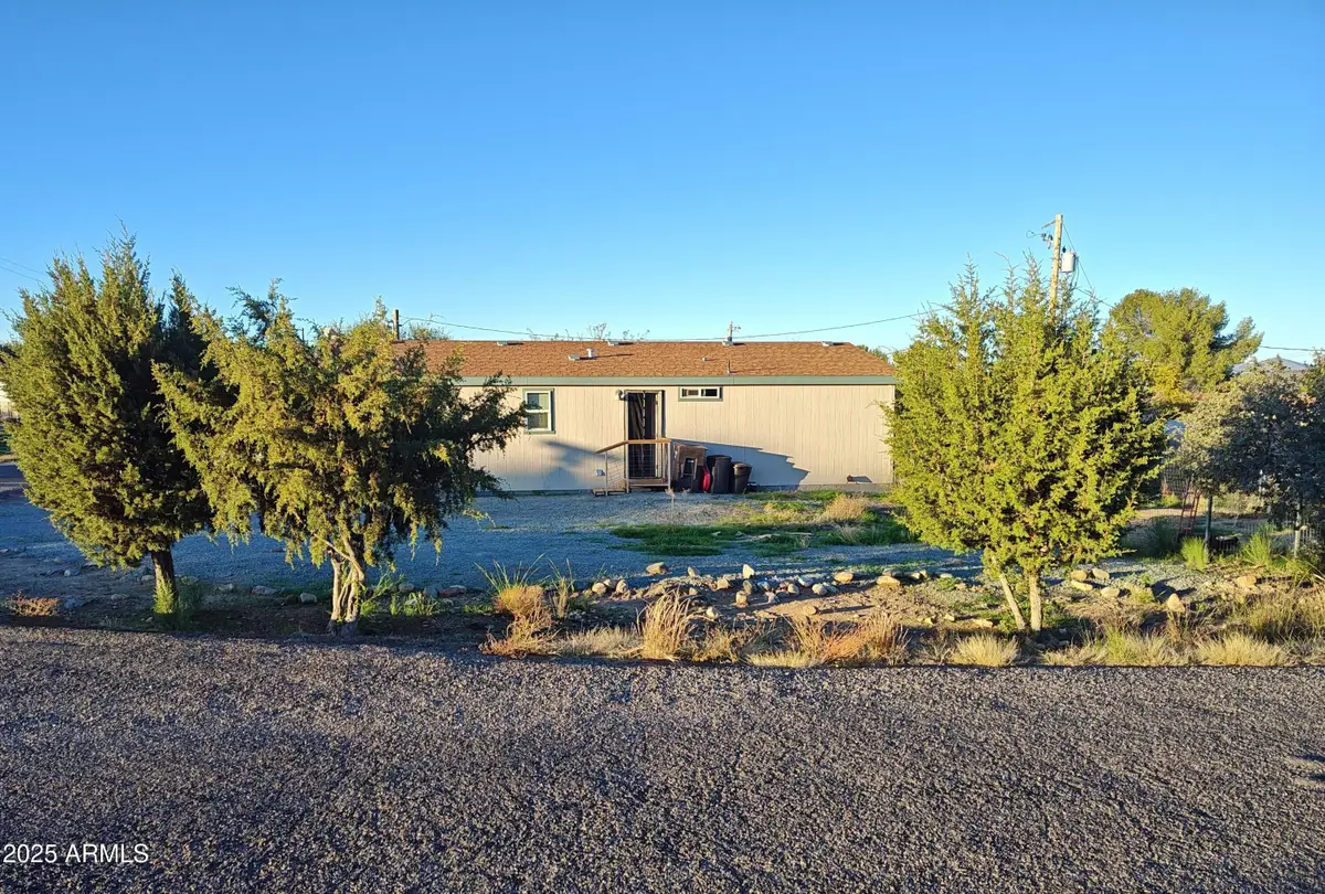 16125 S Apache Drive, Cordes Lakes, AZ 86333 - Image #1