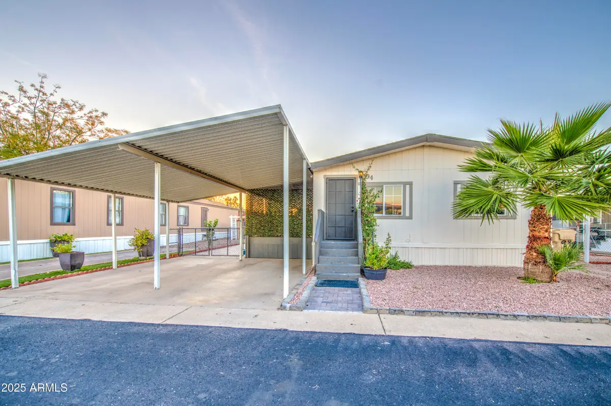 19401 N 7st Street, Phoenix, AZ 85024 - Image #1