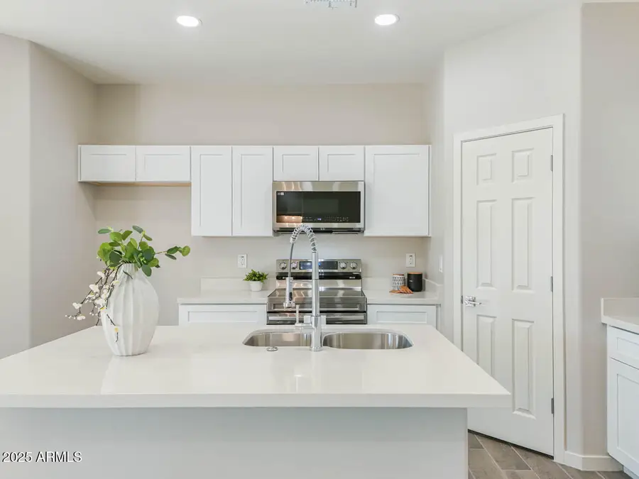 9125 W Reventon Drive, Arizona City, AZ 85123 - Image #3