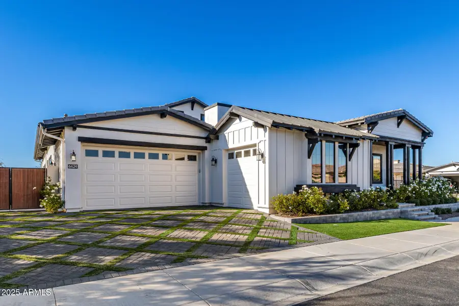 6624 S Las Setas Street, Gilbert, AZ 85298 - Image #3