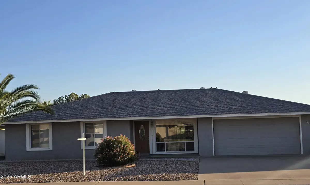 9701 W Greenway Road, Sun City, AZ 85351 - Image #1