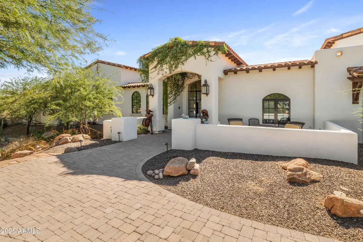 6717 E Solano Drive, Paradise Valley, AZ 85253 - Image #1