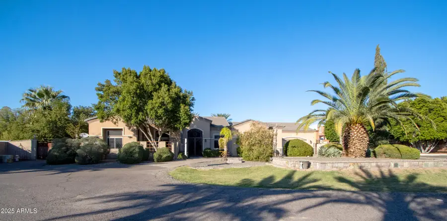 5627 N 83rd Lane, Glendale, AZ 85303 - Image #2