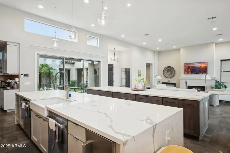 5237 E Montgomery Road, Deer Valley, AZ 85331 - Image #2