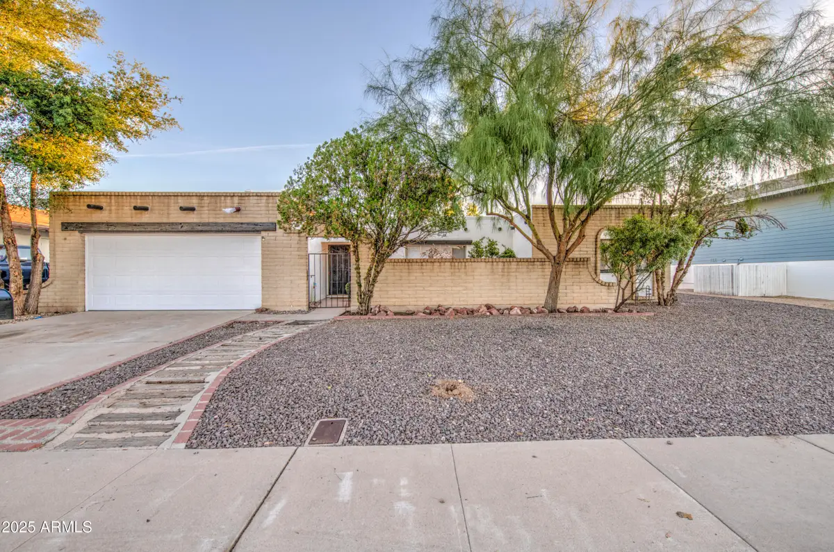 4733 W Hayward Avenue, Glendale, AZ 85301 - Image #1
