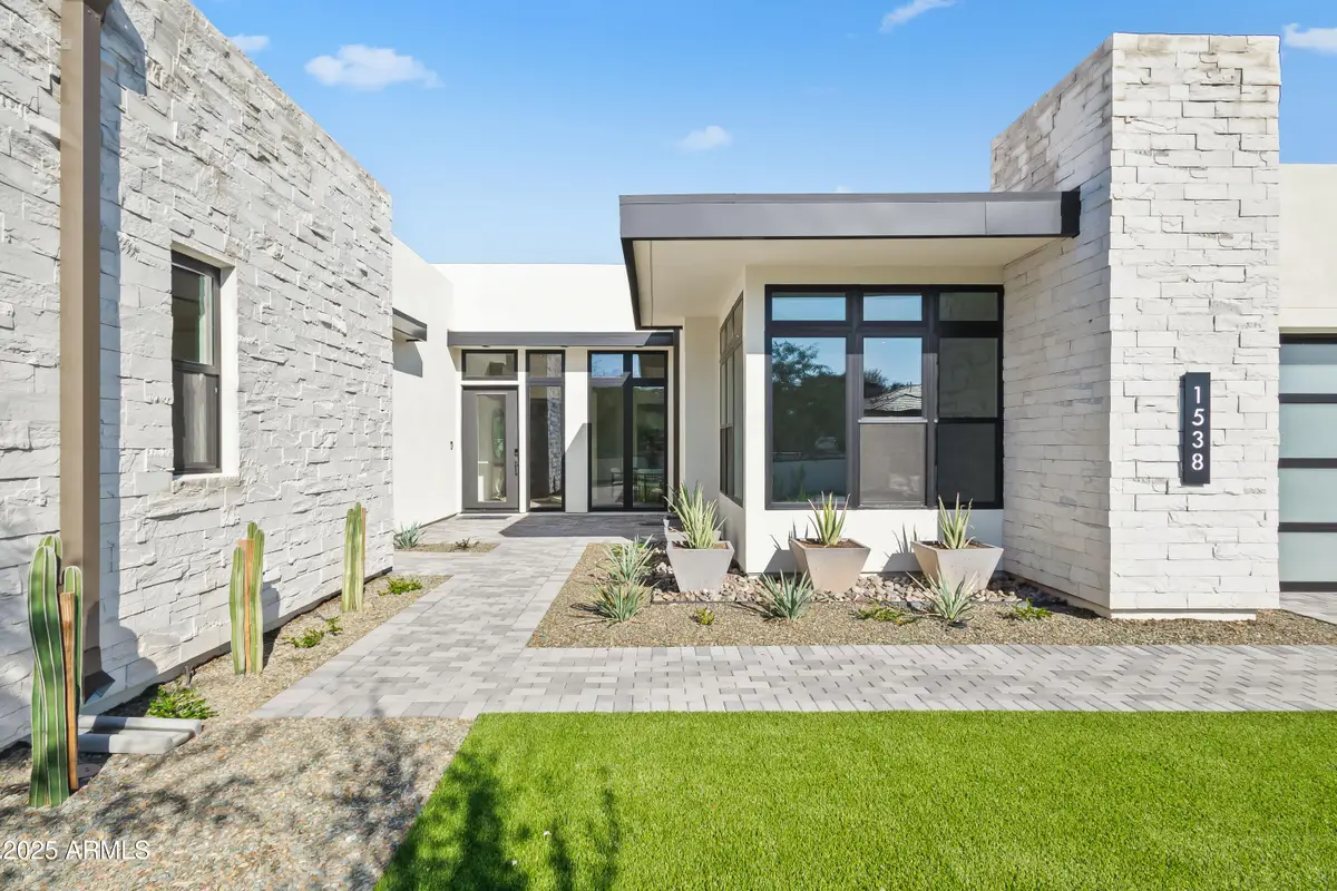 1538 W Wagon Wheel Drive, Phoenix, AZ 85021 - #1