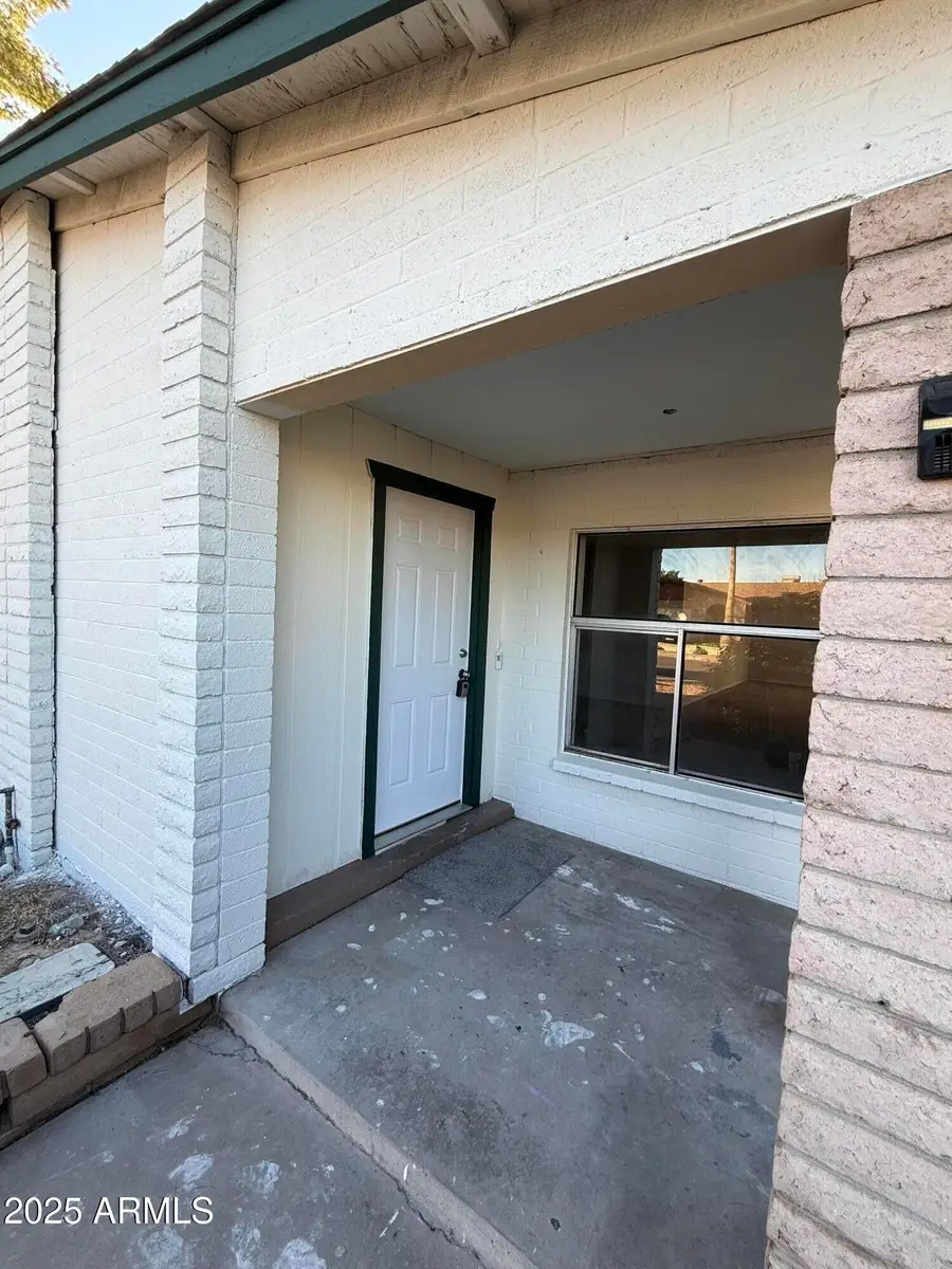 9642 N 37th Avenue, Phoenix, AZ 85051 - Image #2