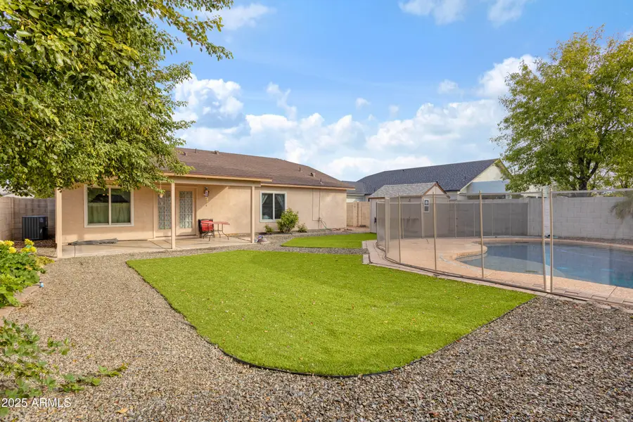 4327 E Meadow Land Drive, San Tan Valley, AZ 85140 - Image #3