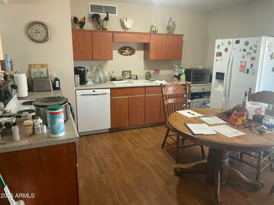 5301 W Country Gables Drive, Glendale, AZ 85306 - Image #2