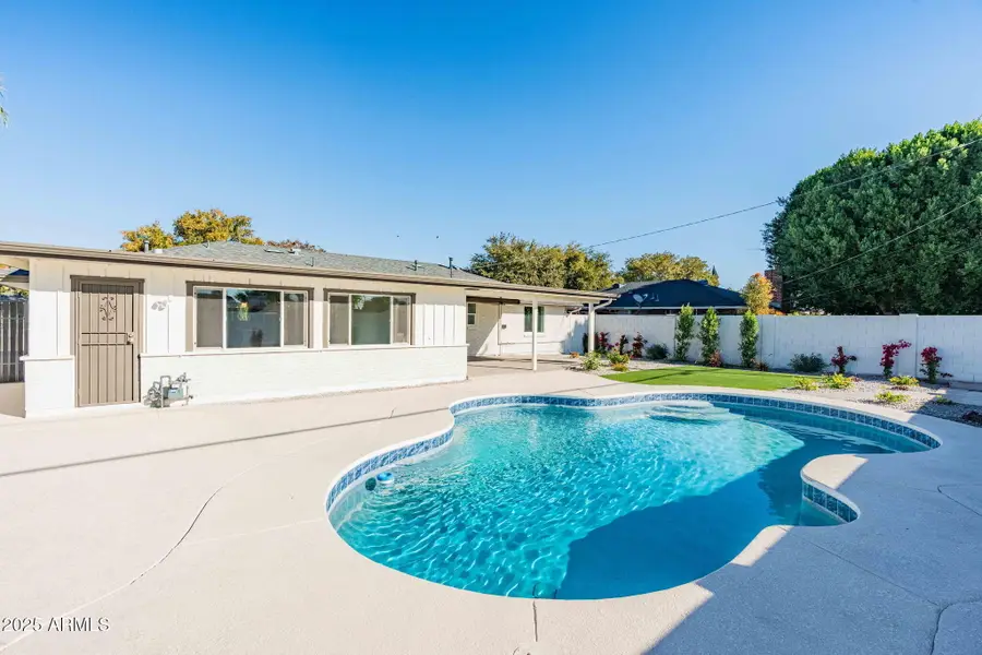 3615 E Clarendon Avenue, Phoenix, AZ 85018 - Image #3