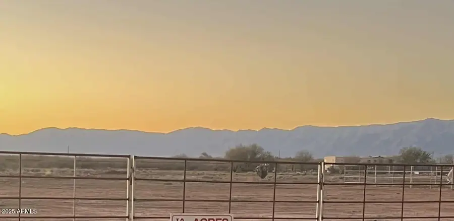 51252 W Buffalo Dog Road, Aguila, AZ 85320 - Image #3