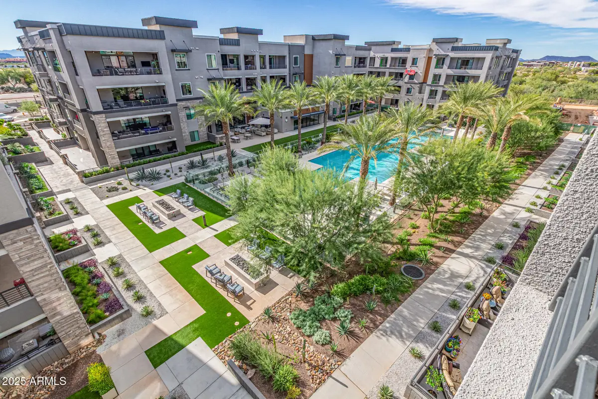 5250 E Deer Valley Drive #450, Phoenix, AZ 85054 - Image #1