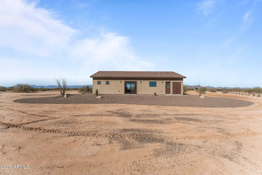 48800 W Long Rifle Road, Aguila, AZ 85320 - Image #2