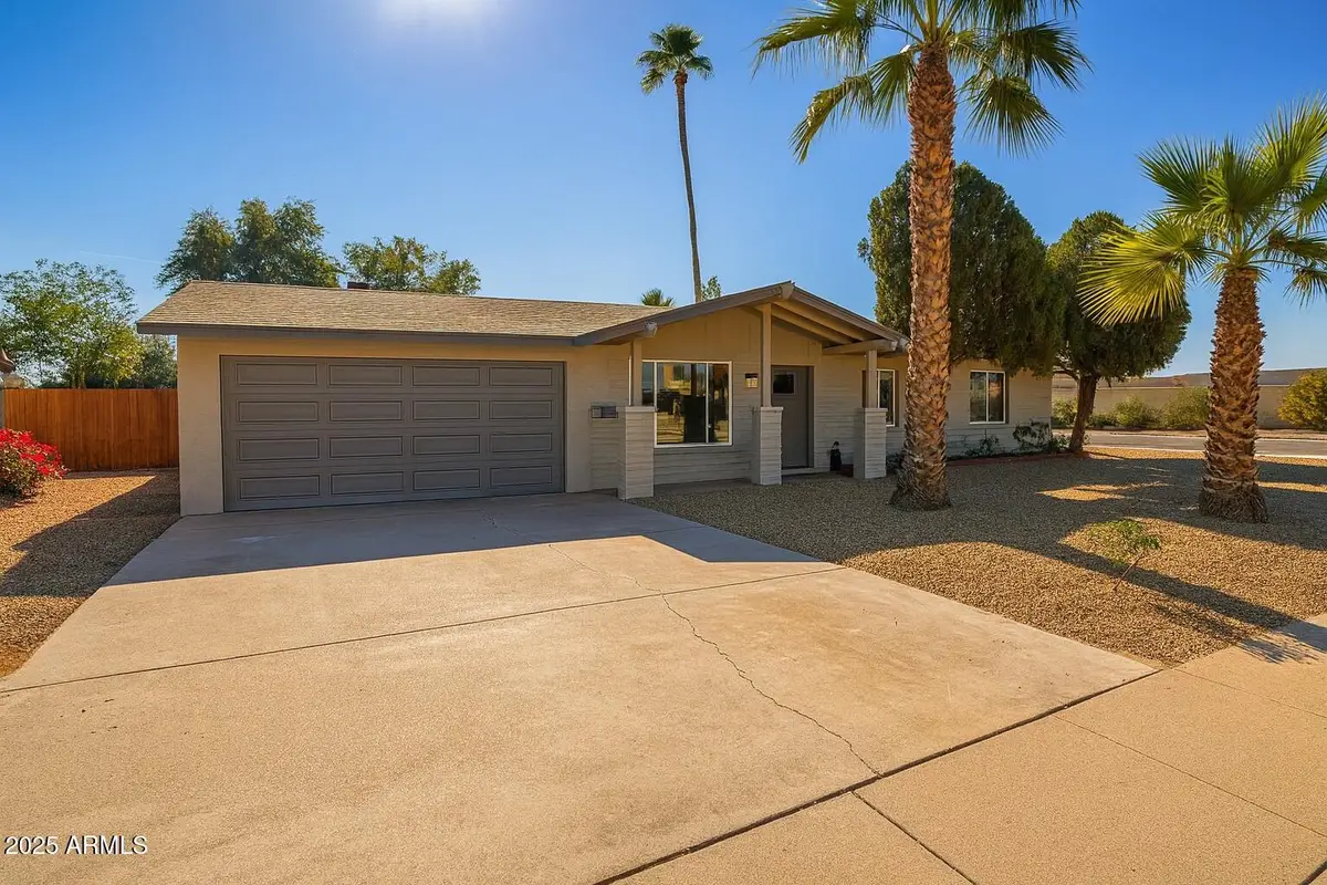 3401 E Shaw Butte Drive, Phoenix, AZ 85028 - Image #1