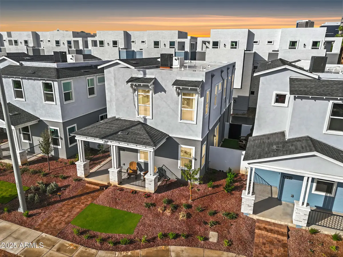 125 W Willo Court, Phoenix, AZ 85003 - Image #1