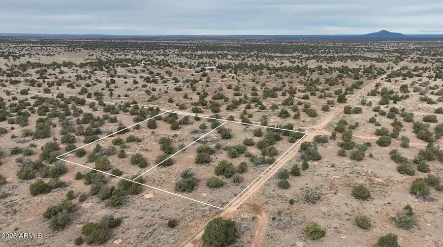 3946 E Highgrove Road #226, Valle, AZ 86046 - Image #3