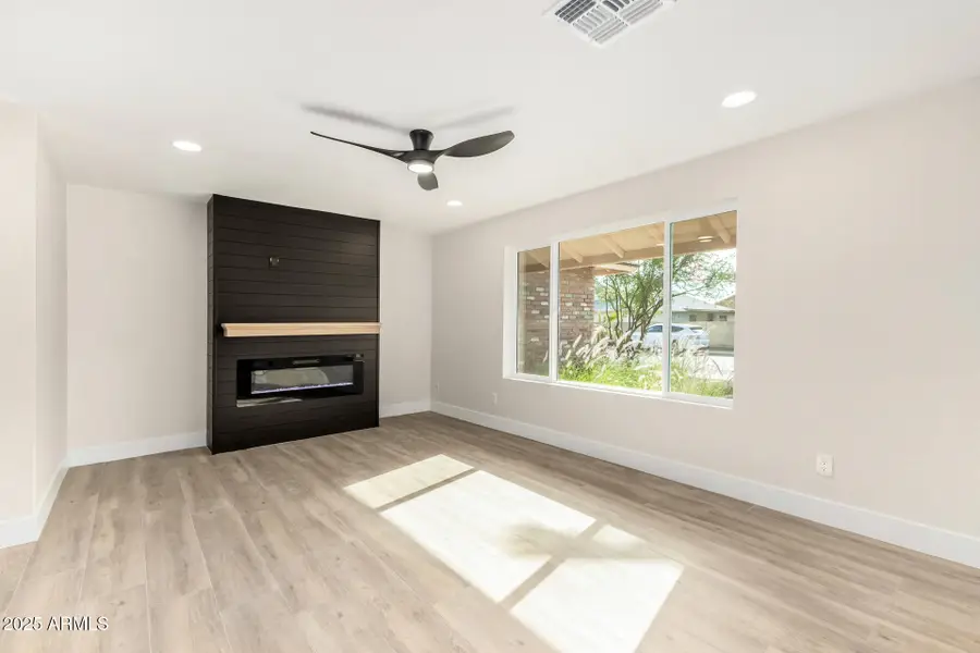 1316 W Los Lagos Vista, Mesa, AZ 85202 - Image #2