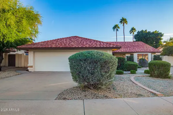 5461 E Enrose Street E, Mesa, AZ 85205