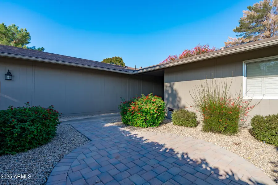 9866 W Highwood Court, Sun City, AZ 85373 - Image #2