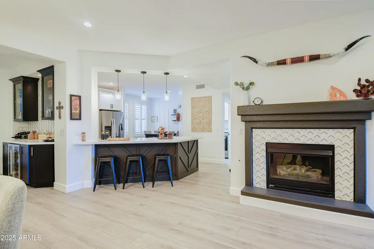 15221 N Clubgate Drive #2023, Phoenix, AZ 85254 - Image #1