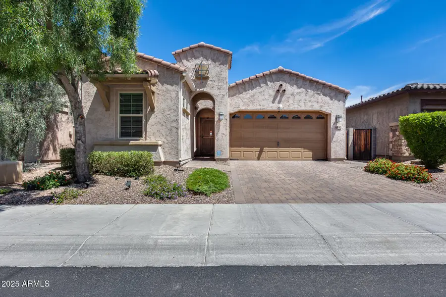 4630 E Navigator Lane, Phoenix, AZ 85050 - Image #2