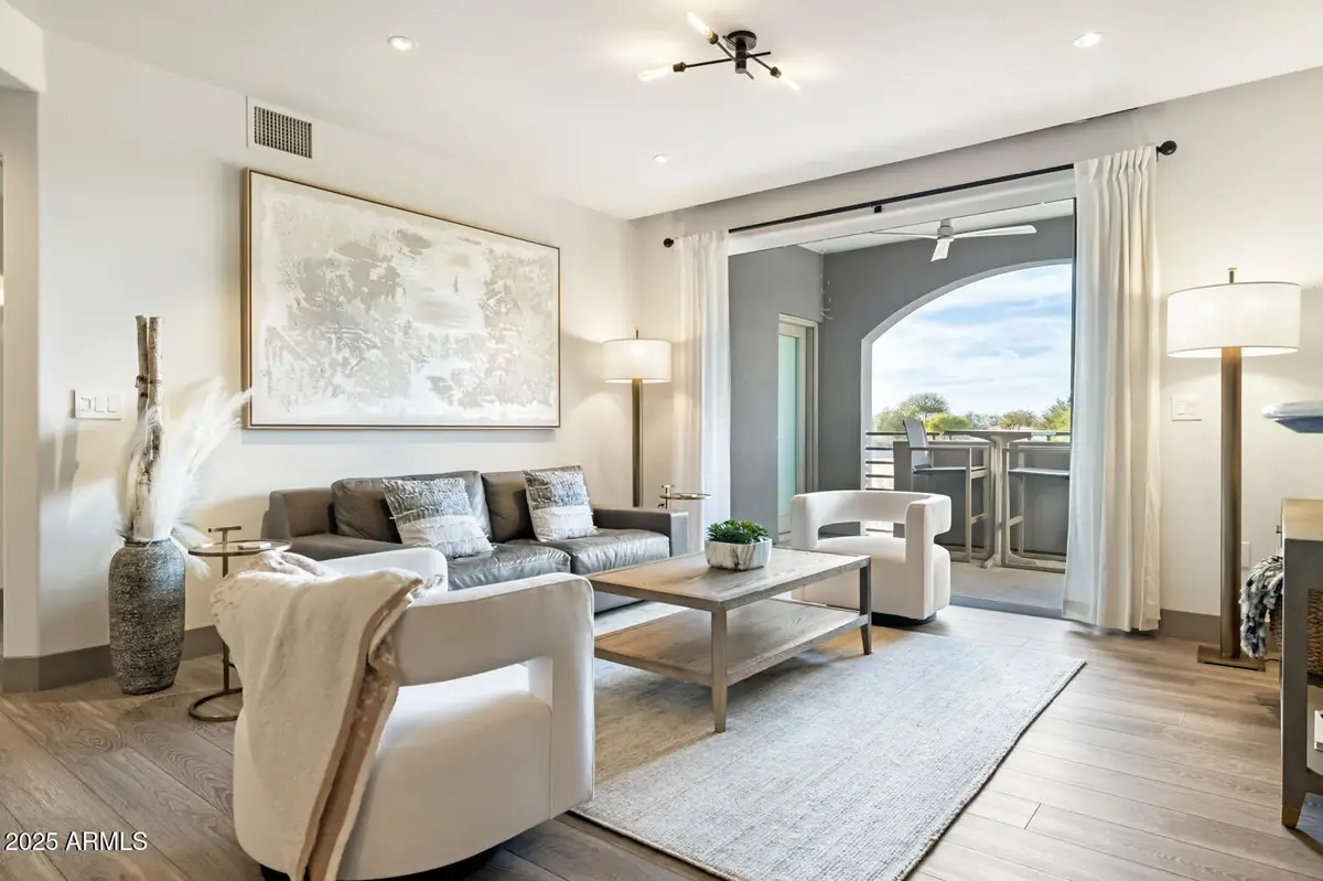 15802 N 71st Street #313, Phoenix, AZ 85254 - Image #1