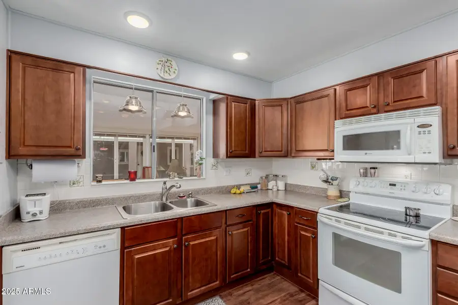 9422 E Lakeside Drive, Sun Lakes, AZ 85248 - Image #2