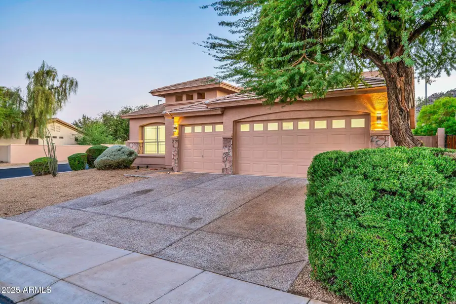 11530 S Morningside Drive, Goodyear, AZ 85338 - Image #2