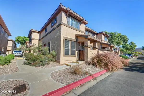 1225 N 36th Street #1042, Phoenix, AZ 85008