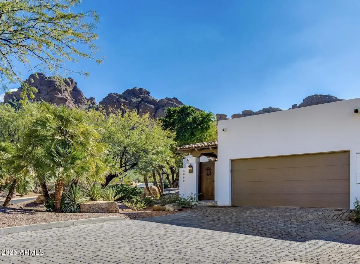 5800 N Echo Canyon Lane, Phoenix, AZ 85018 - #1