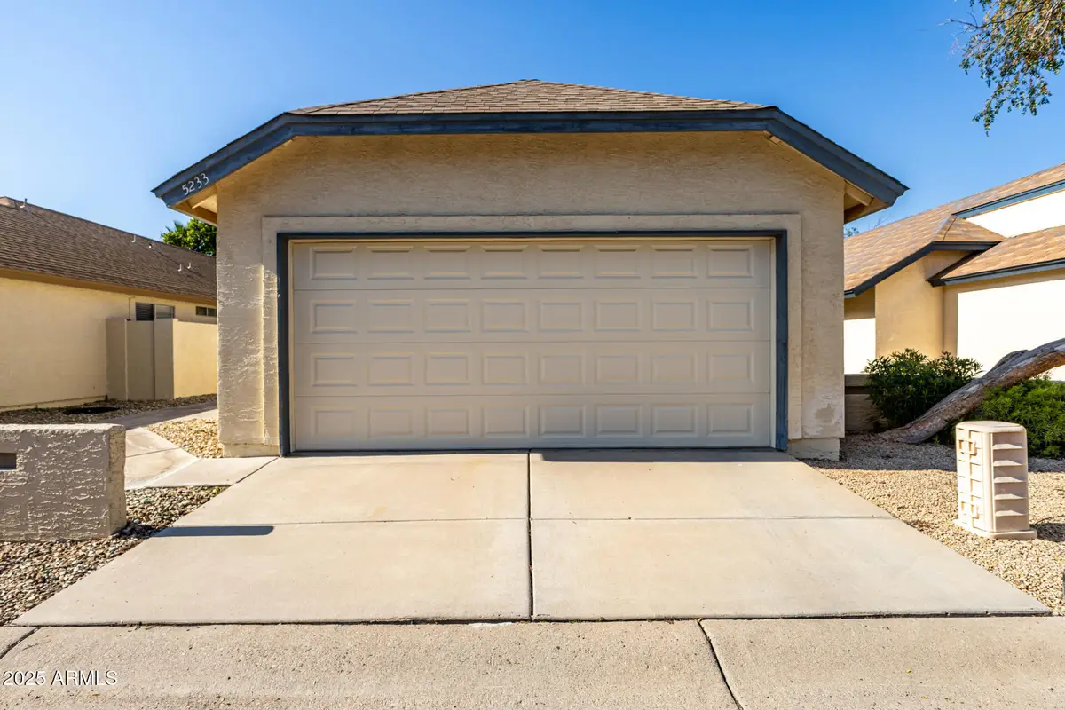 5233 W Jupiter Way N, Chandler, AZ 85226 - Image #1