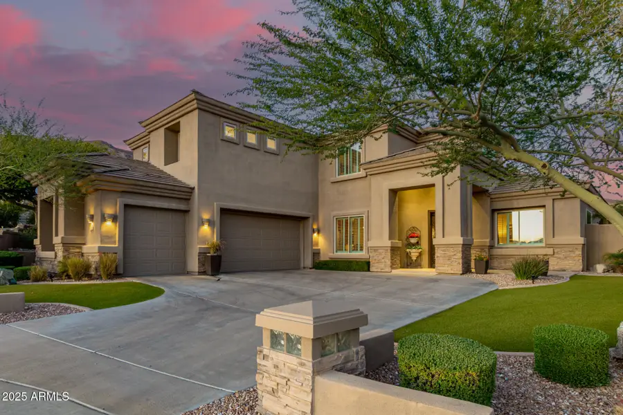 203 W Desert Flower Lane, Phoenix, AZ 85045 - Image #2