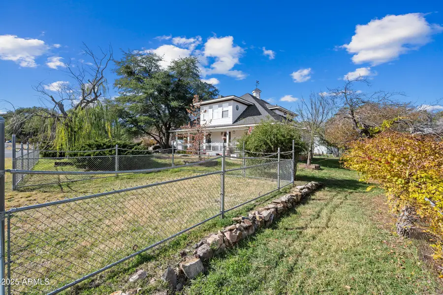 17288 W Foothill Road, Yarnell, AZ 85362 - Image #2