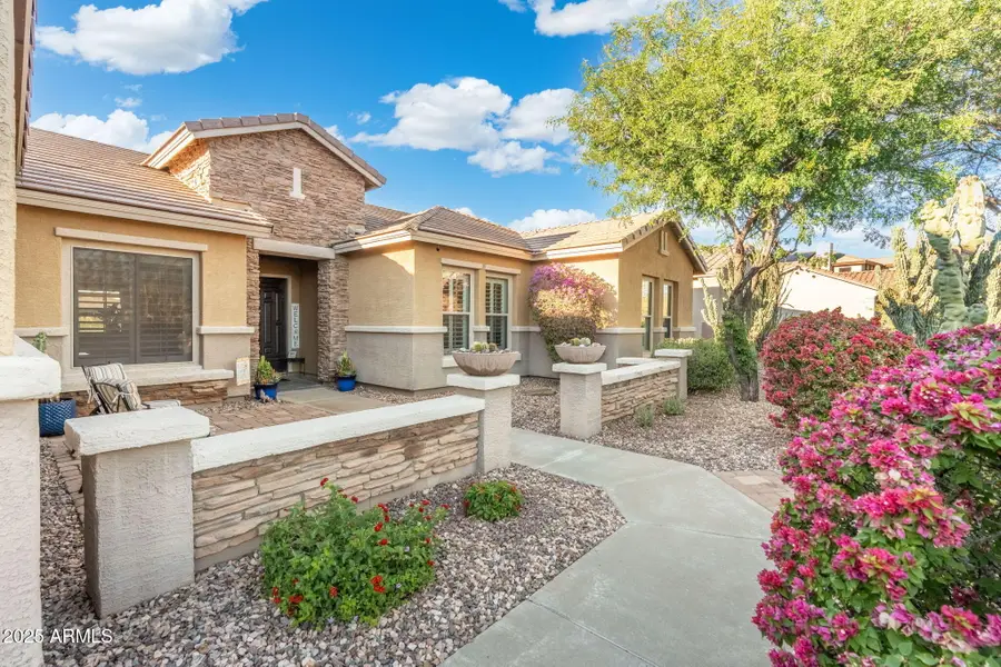 40114 N Noble Hawk Court, Anthem, AZ 85086 - Image #3