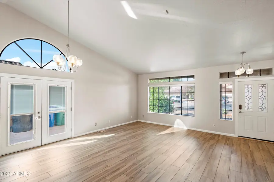 5255 E Greenway Circle, Mesa, AZ 85205 - Image #3