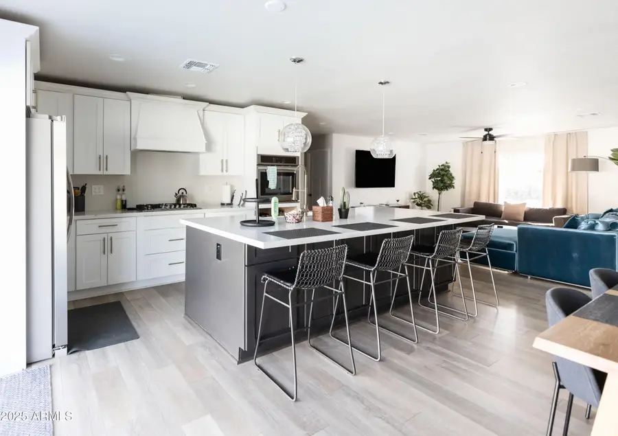 8132 E Valley View Road, Scottsdale, AZ 85250 - #2