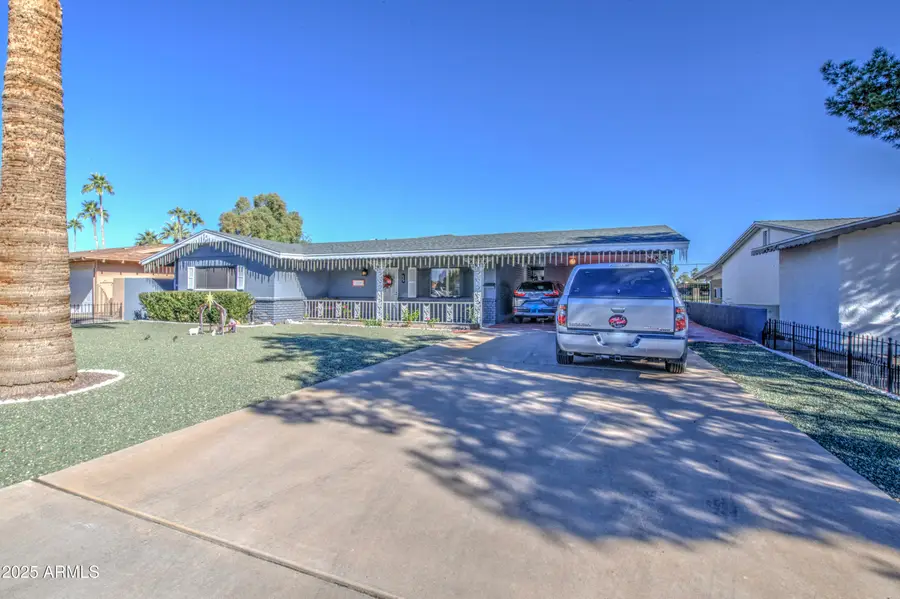 629 S Edgewater Drive, Mesa, AZ 85208 - Image #2