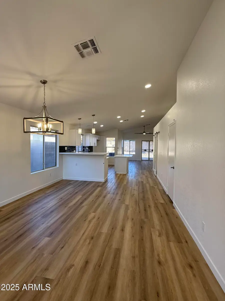 12427 N 41st Avenue, Phoenix, AZ 85029 - Image #3