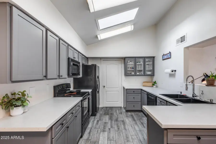 1726 E Juanita Avenue, Mesa, AZ 85204 - Image #2