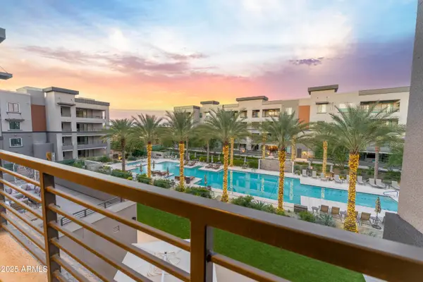 5250 E Deer Valley Drive #304, Phoenix, AZ 85054