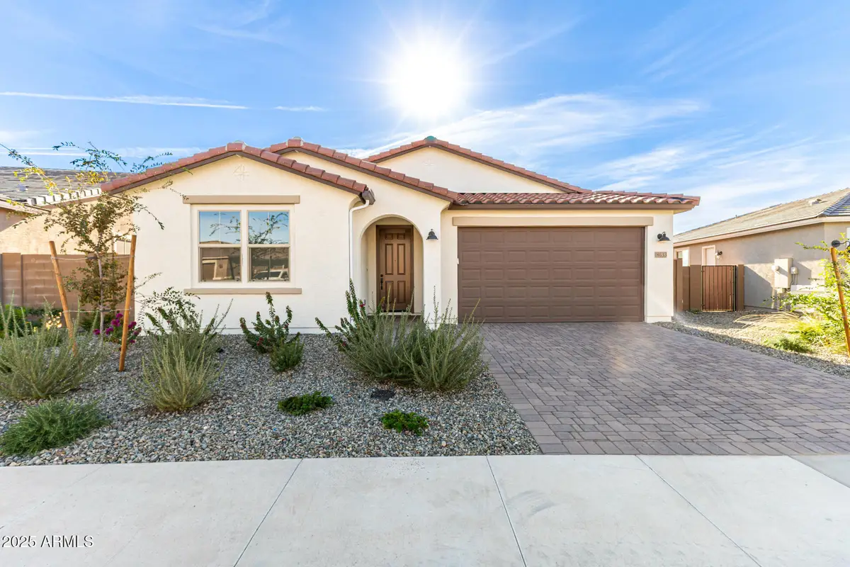 18633 E Helian Drive, Queen Valley, AZ 85118 - Image #1