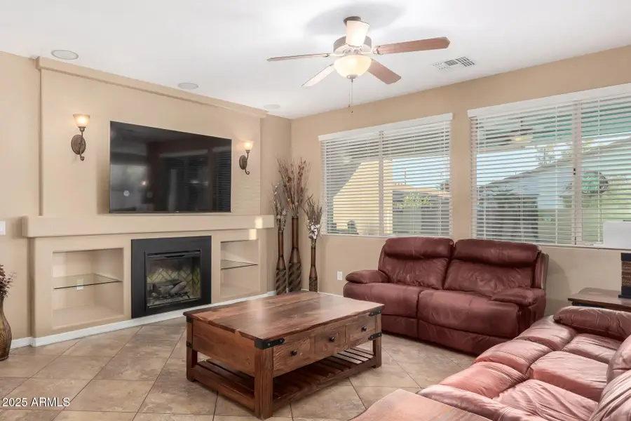 2743 E Narrowleaf Drive, Gilbert, AZ 85298 - Image #2