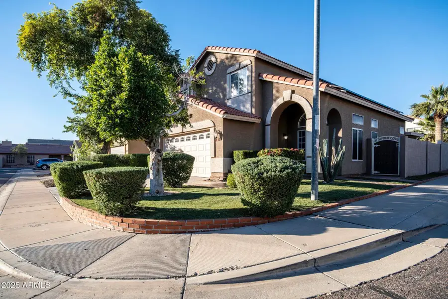 1112 W Villa Maria Drive, Phoenix, AZ 85023 - Image #2