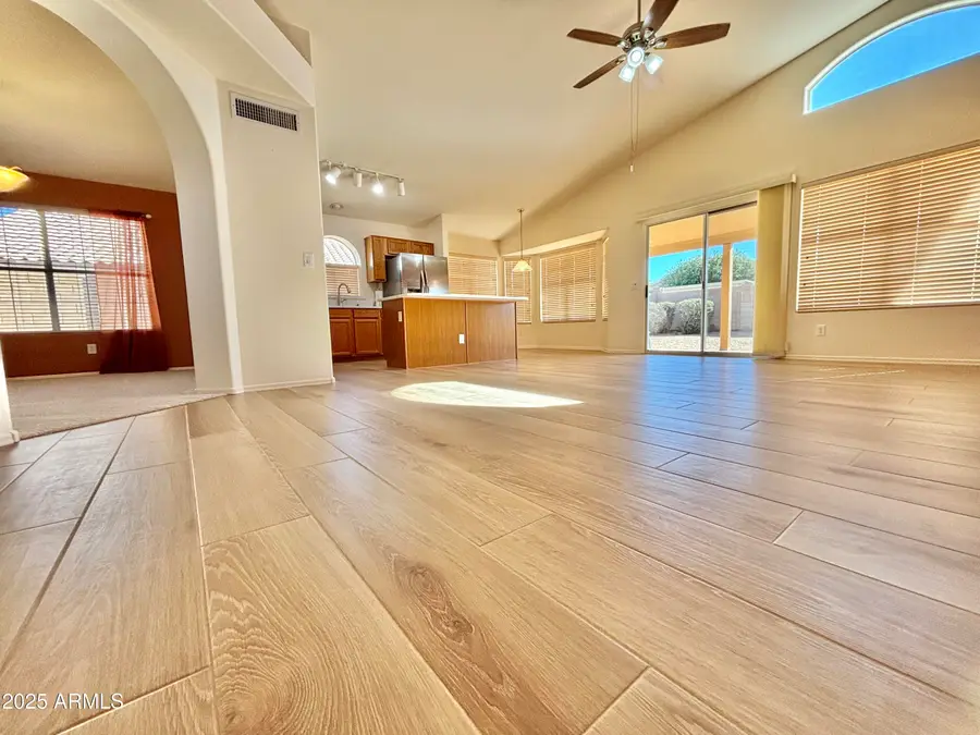 7873 W Adobe Drive, Glendale, AZ 85308 - Image #2