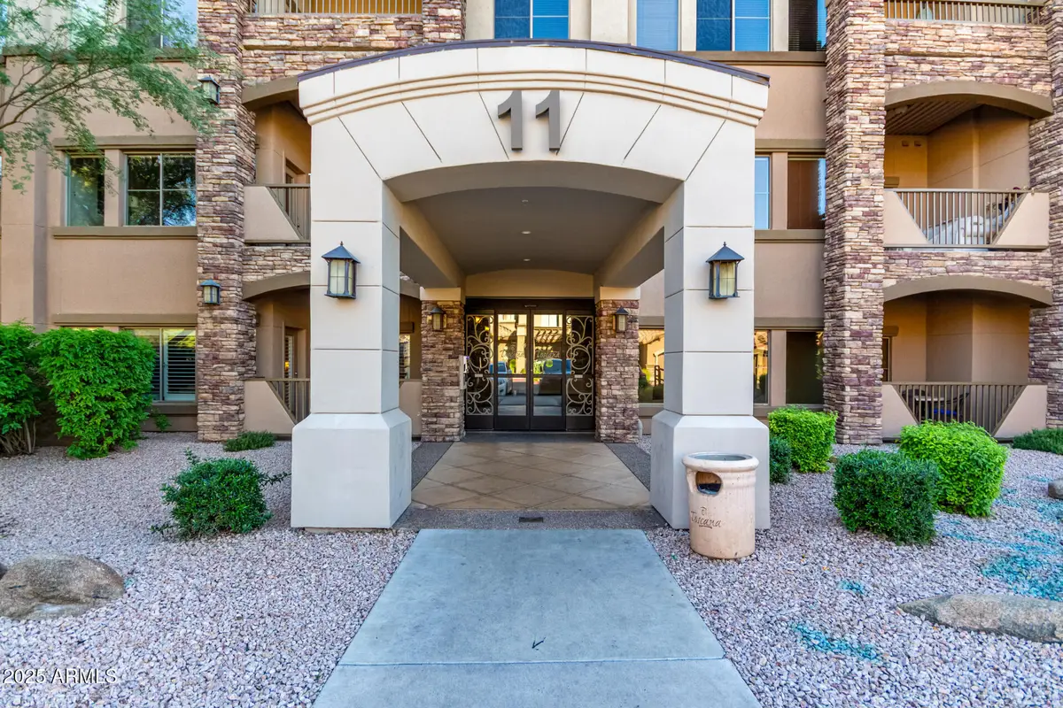 5450 E Deer Valley Drive #1217, Phoenix, AZ 85054 - Image #1